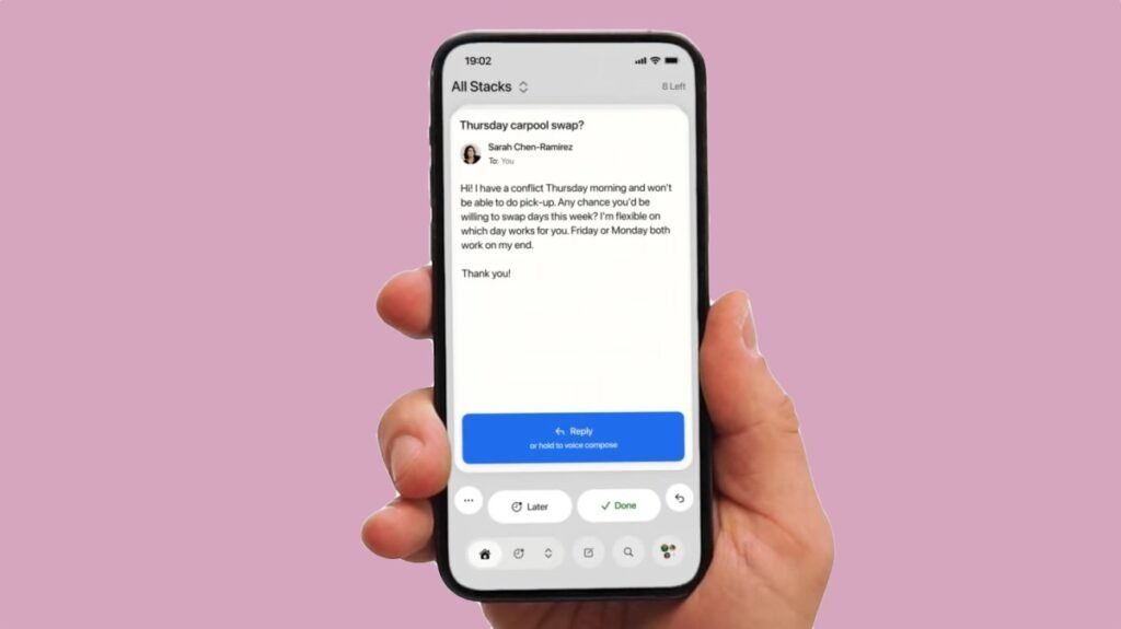 Avec's Tinder-styled email app allows you to swipe through your inbox