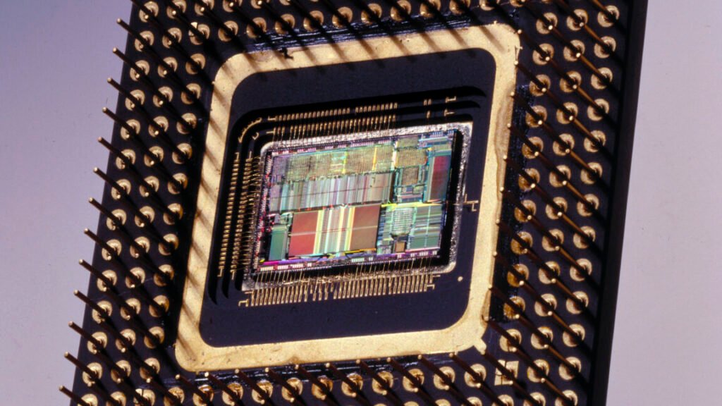 Linux kernel maintainers are following through on removing Intel 486 support