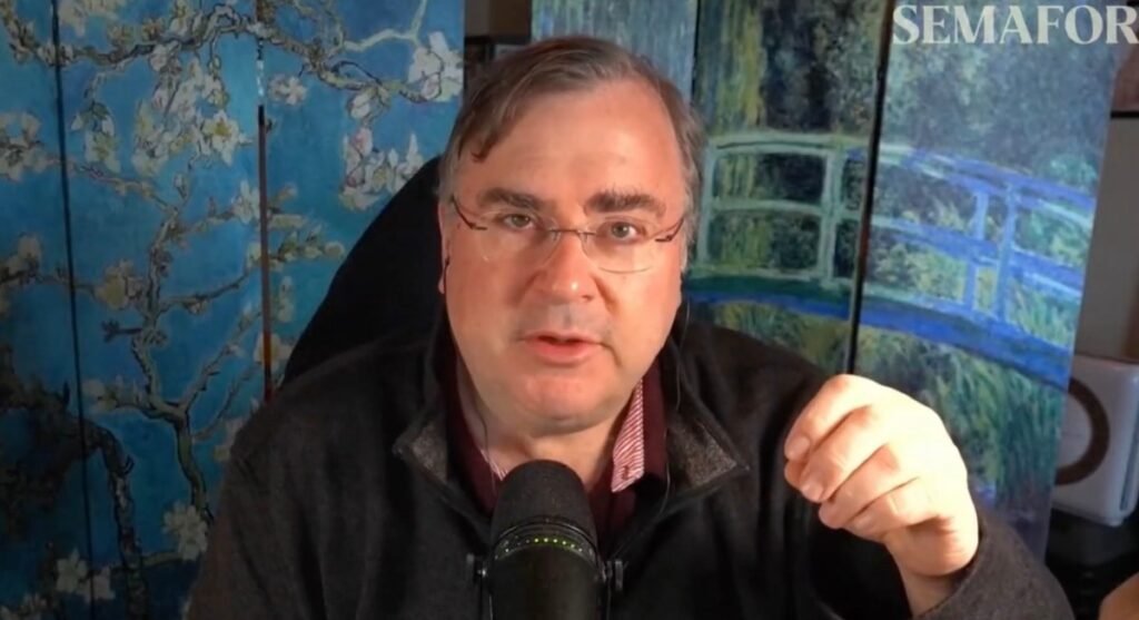 Reid Hoffman weighs in on the 'tokenmaxxing' debate