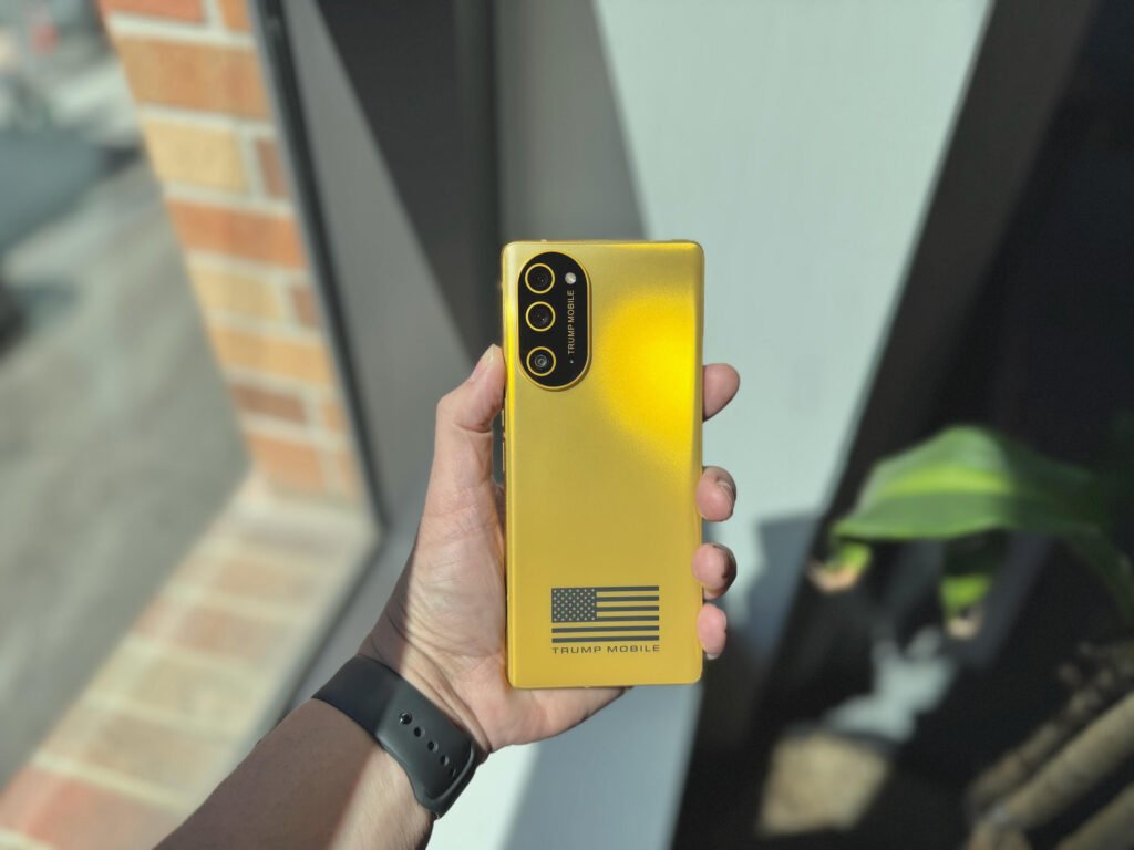 The T1 Trump Phone Is the Same Color as Scrooge McDuck's Gold Coins