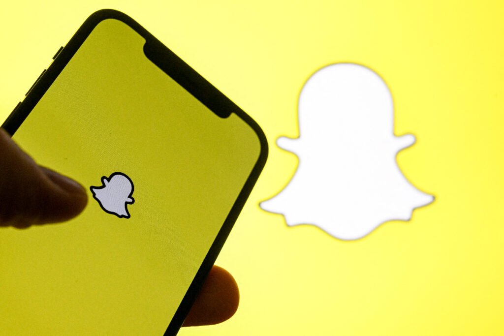 Snapchat no longer rewards fully AI-generated Spotlight content
