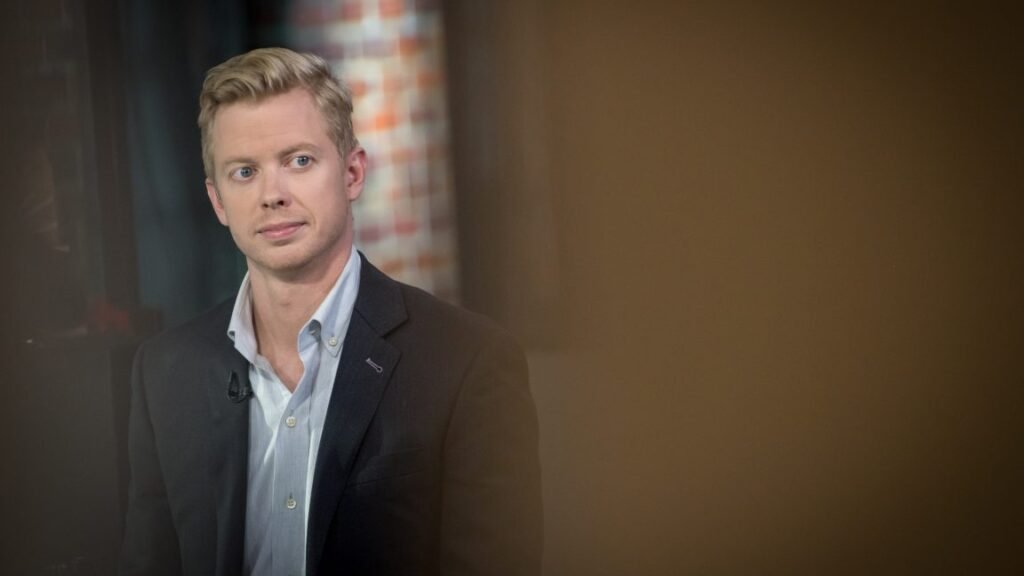 As Reddit stock falls, CEO questions value of Google’s AI Overviews As Reddit stock falls, CEO questions value of Google's AI Overviews