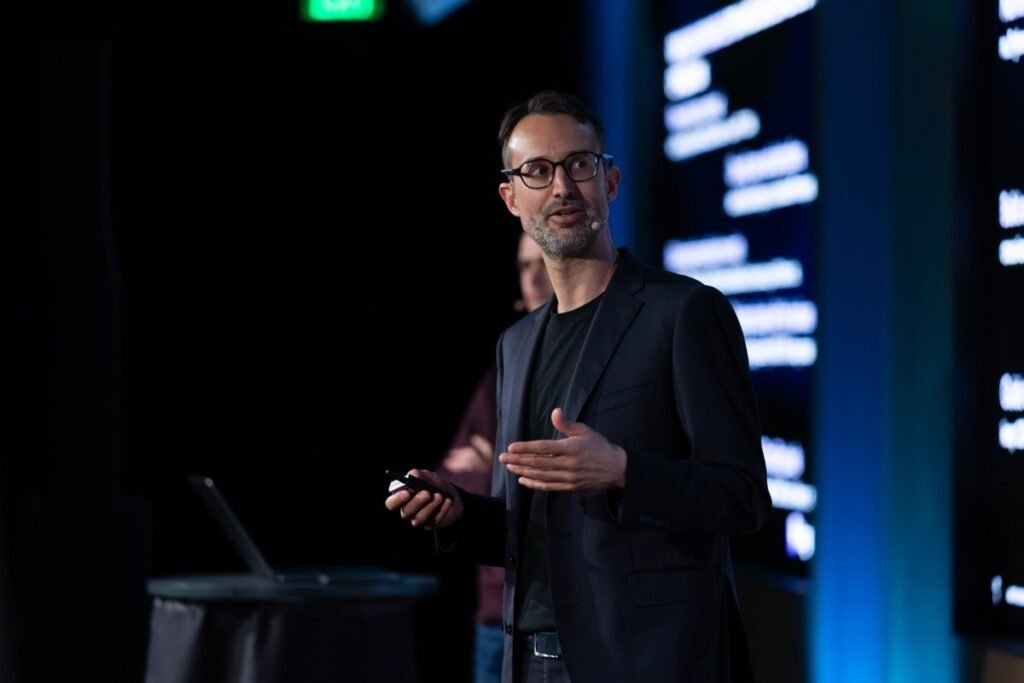 Kog CEO Gaël Dellalleau at AMD AI Dev Day