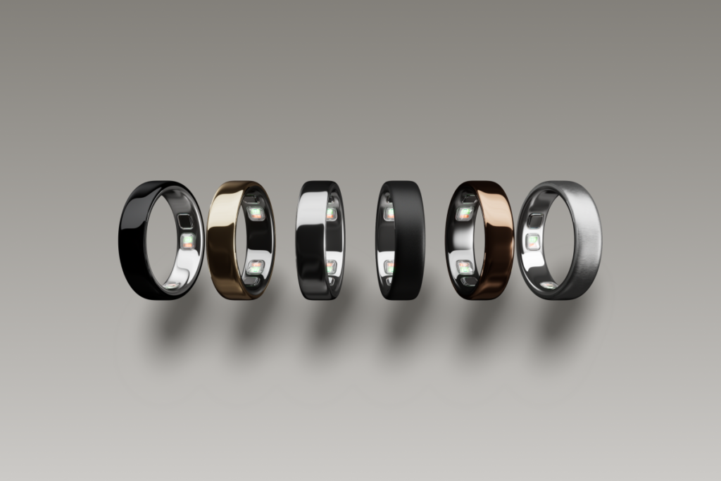 array of 6 Oura rings