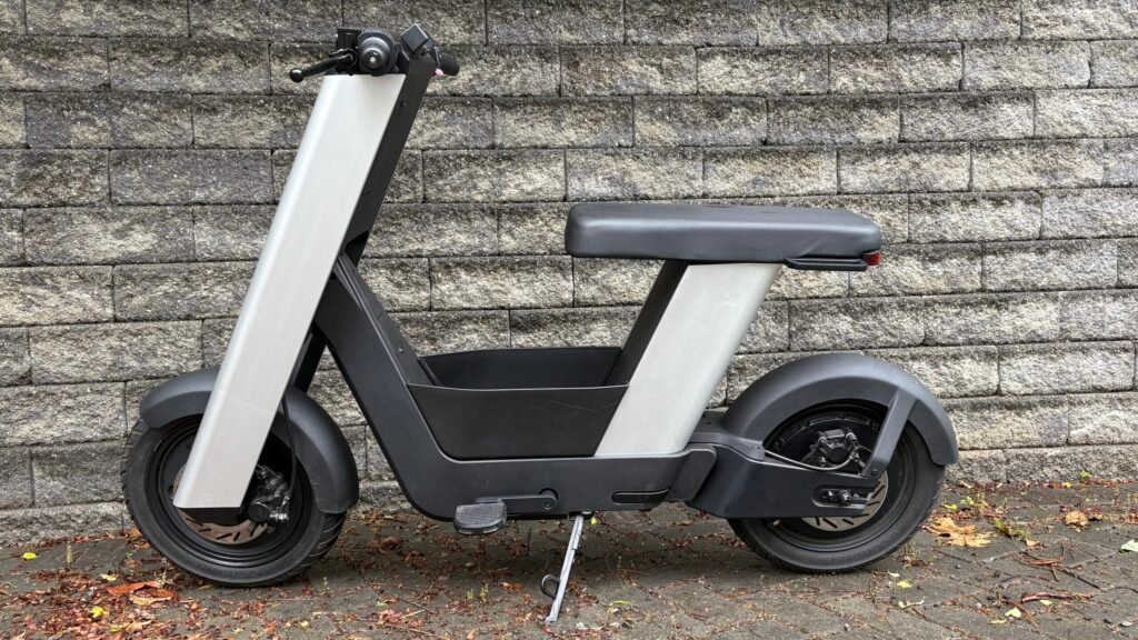 Pushing the limits: Infinite Machine's Olto is barely a bicycle