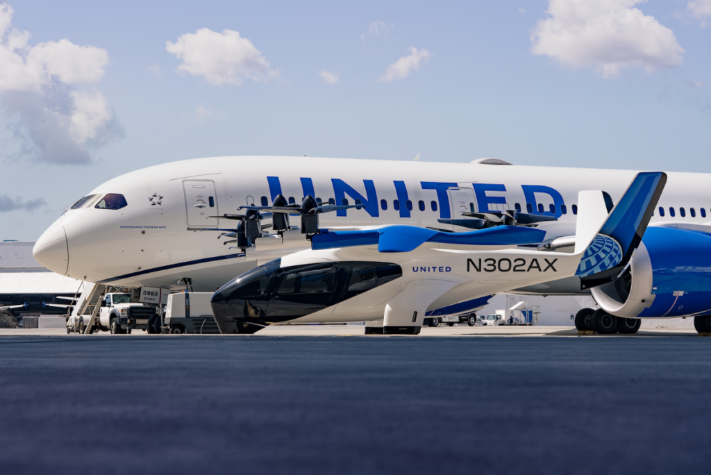 The FAA’s plan to fix air traffic? $875 million worth of AI Archer Aviation evtol with United Airlines plane.